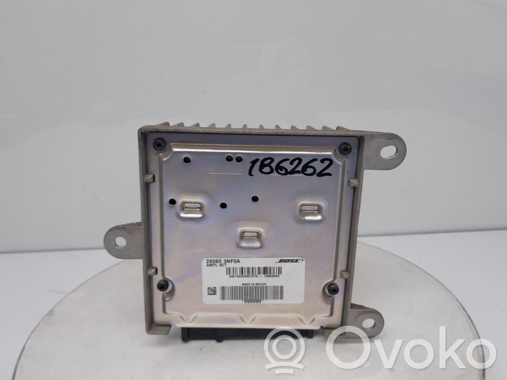 Nissan Leaf I (ZE0) Sound amplifier 