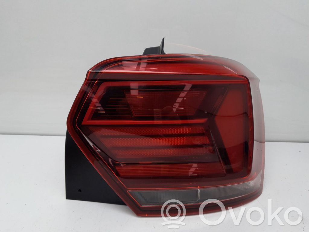 Volkswagen Polo VI Lampă spate în caroserie 