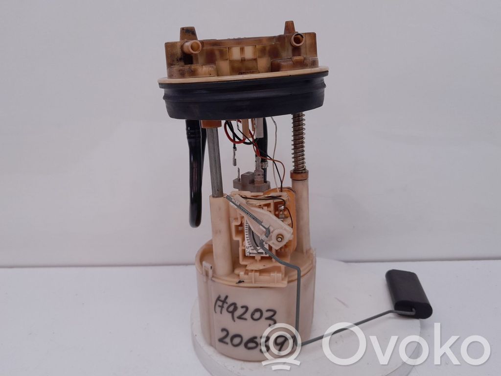 Fiat Punto (176) Polttoainesäiliön pumppu 