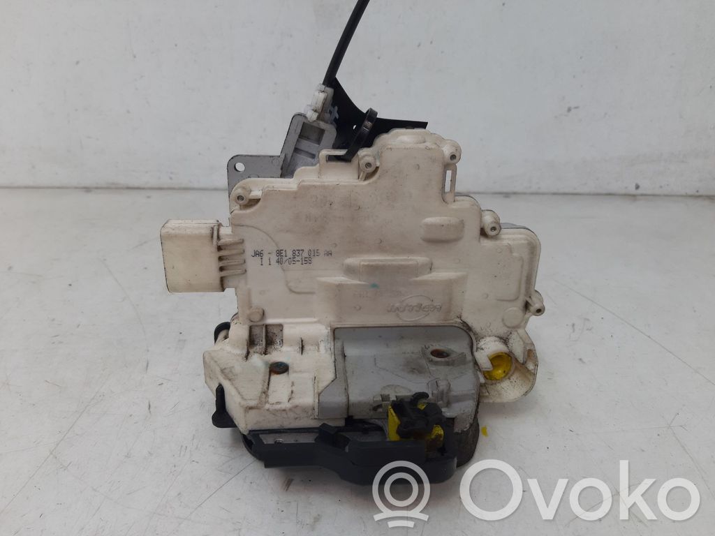 Audi A4 S4 B7 8E 8H Cerradura de puerta delantera 