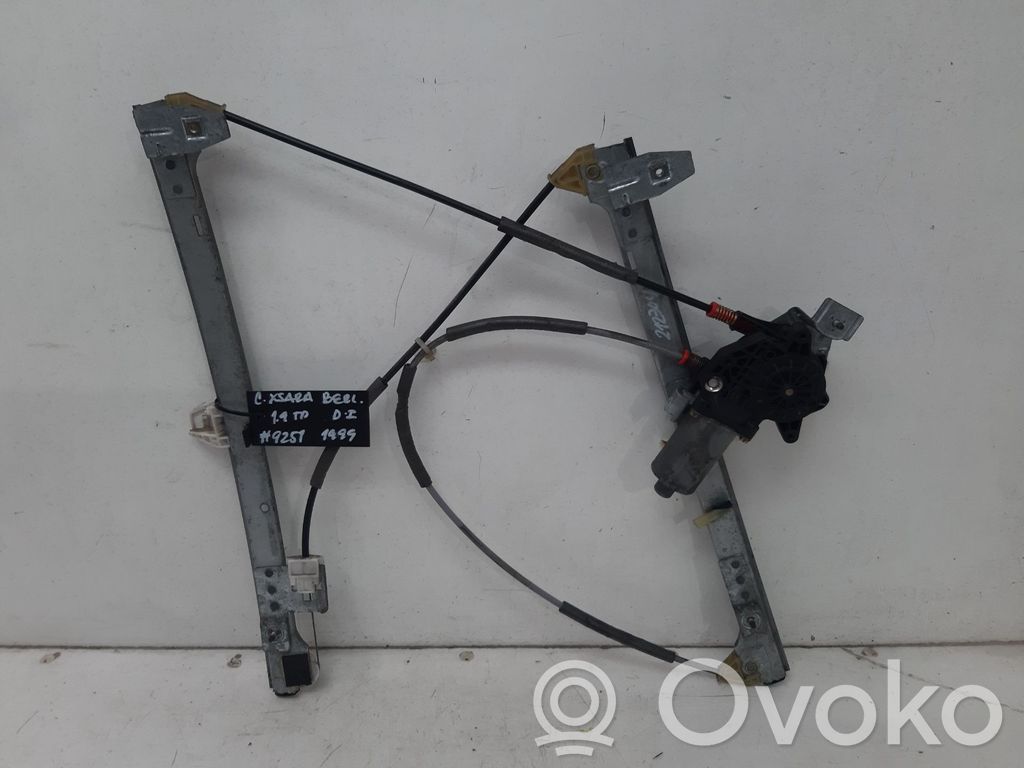 Citroen Xsara Elektryczny podnośnik szyby drzwi przednich 