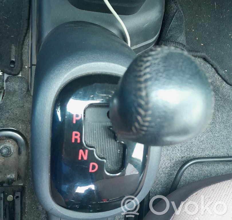Citroen C-Zero Vaihteenvalitsimen verhoilu 