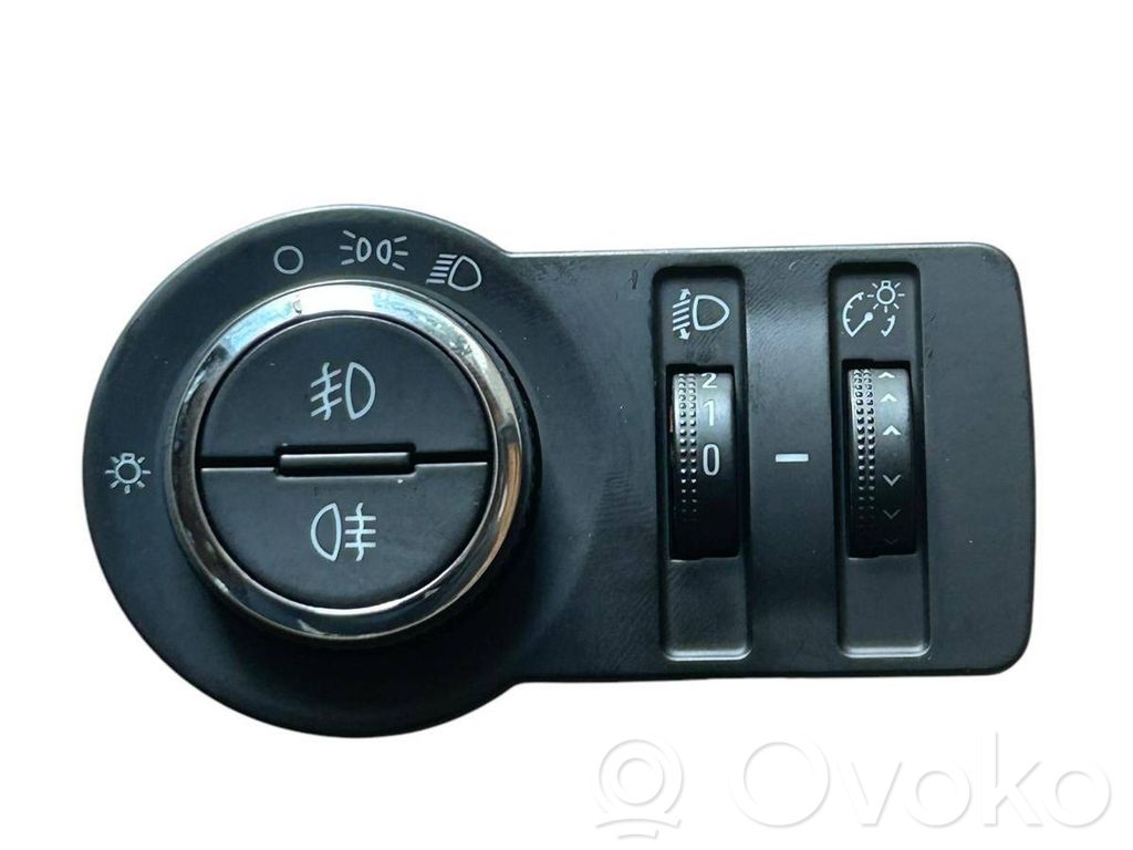 Light switch   13268703,251513