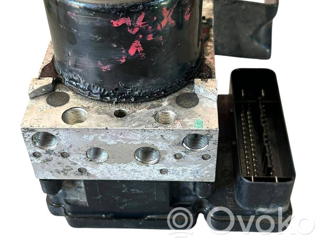Ford C-MAX II ABS Pump 