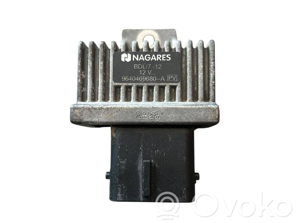 Nissan Qashqai+2 Žvakių pakaitinimo rėlė 