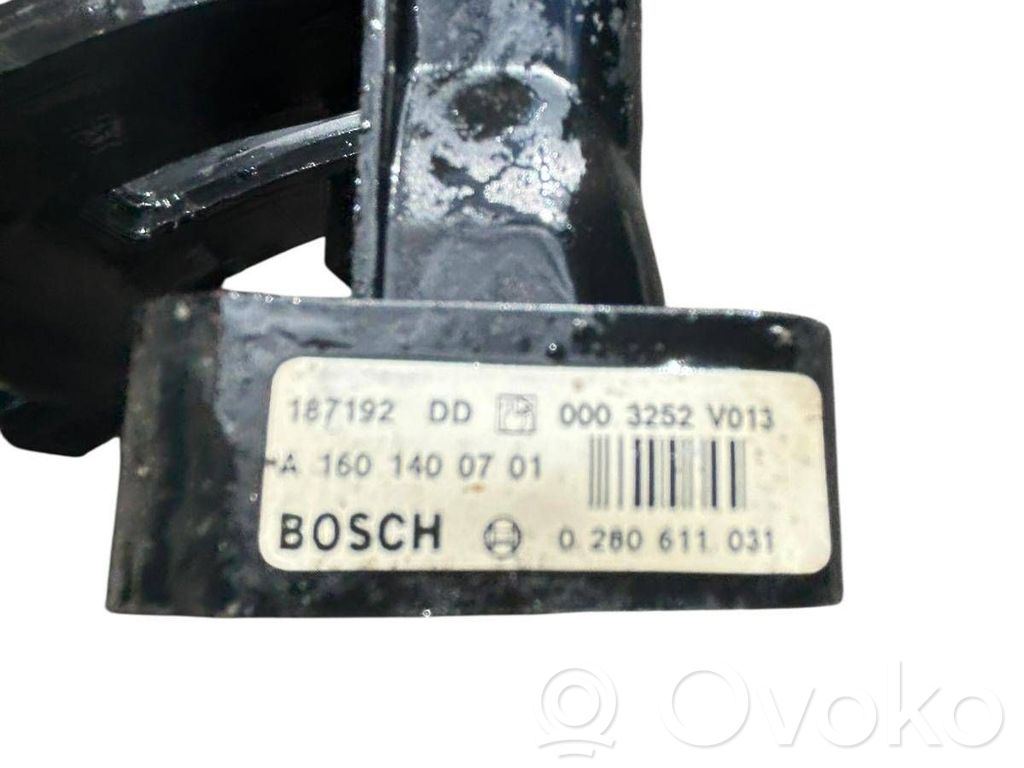 Colector de admisión   A1601400701,A1600700296