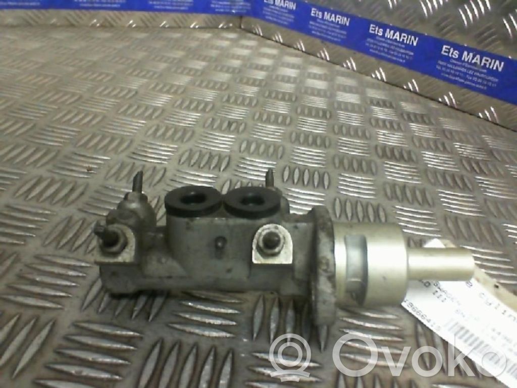 Volkswagen Polo III 6N 6N2 6NF Główny cylinder hamulca 