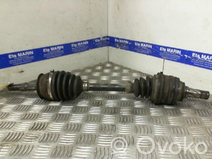 Opel Corsa B Eje de transmisión delantero 