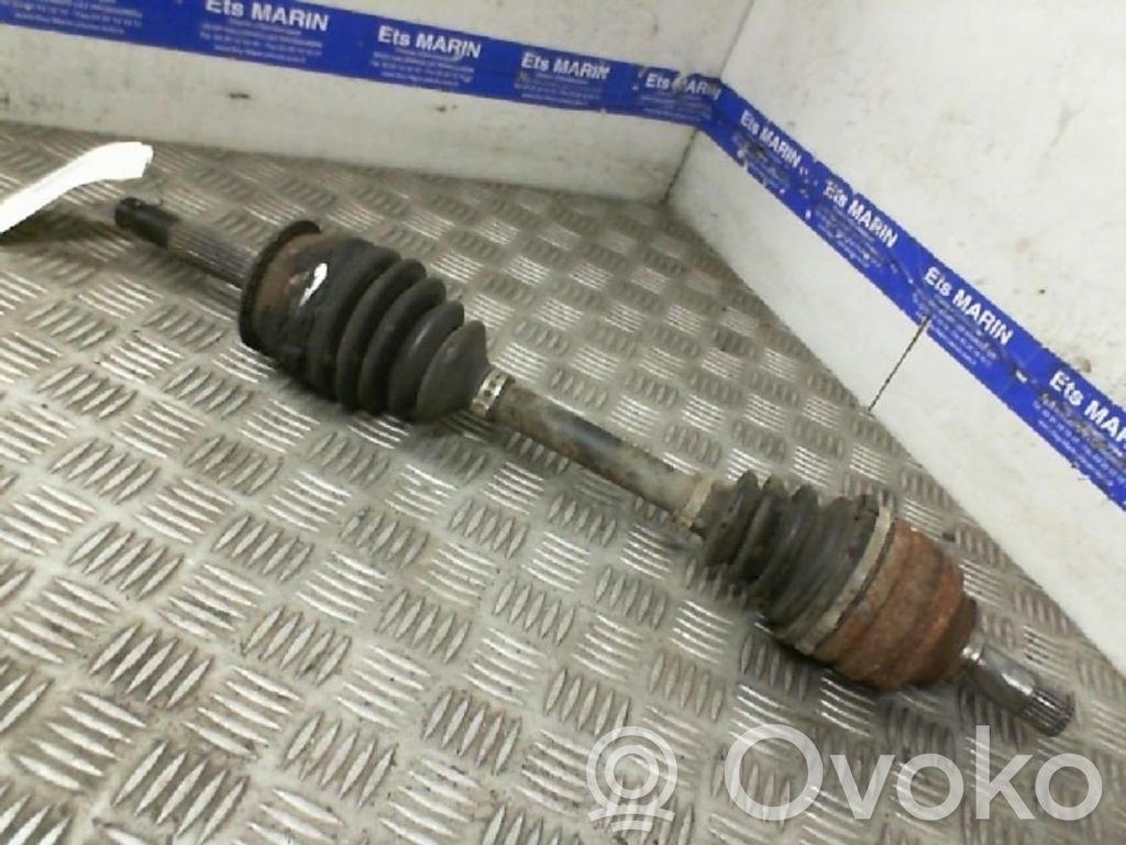 Opel Corsa B Eje de transmisión delantero 