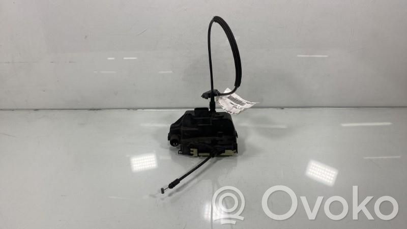 Nissan Primera Etuoven lukko 
