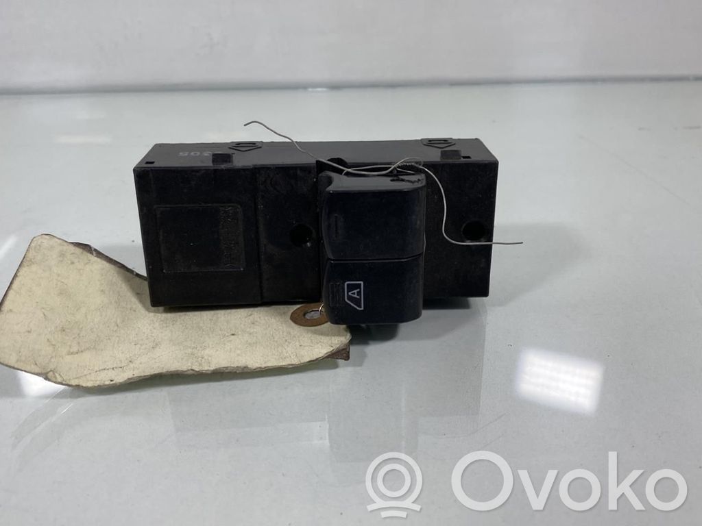 Nissan Micra Electric window control switch 
