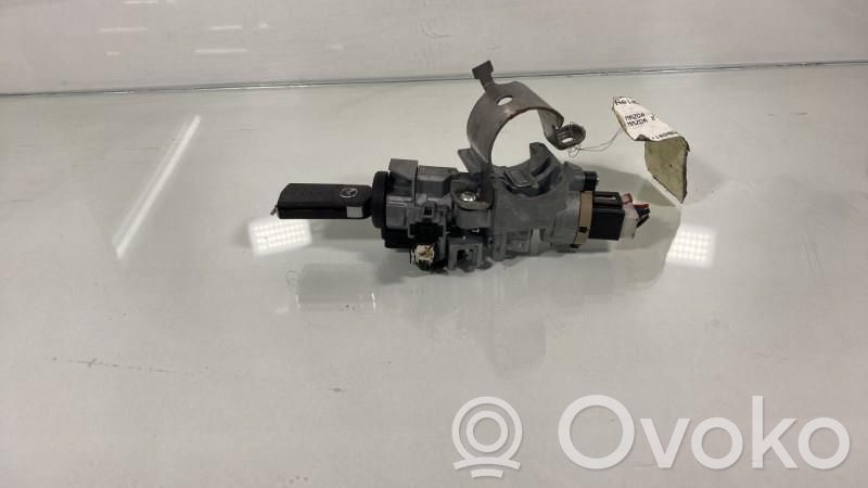 Mazda 2 Užvedimo spynelė 