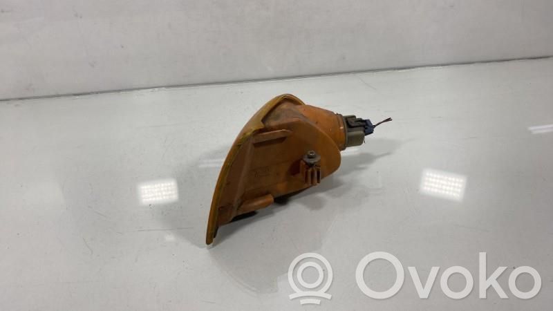 Opel Astra F Semnalizator bară față 