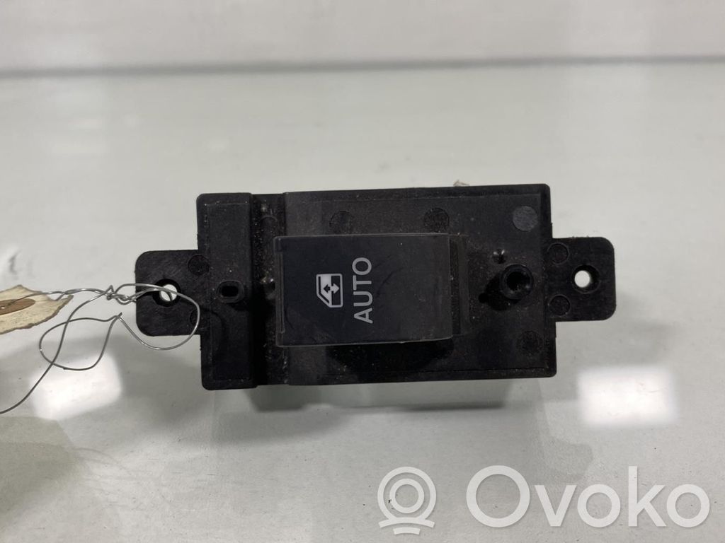 Opel Antara Electric window control switch 