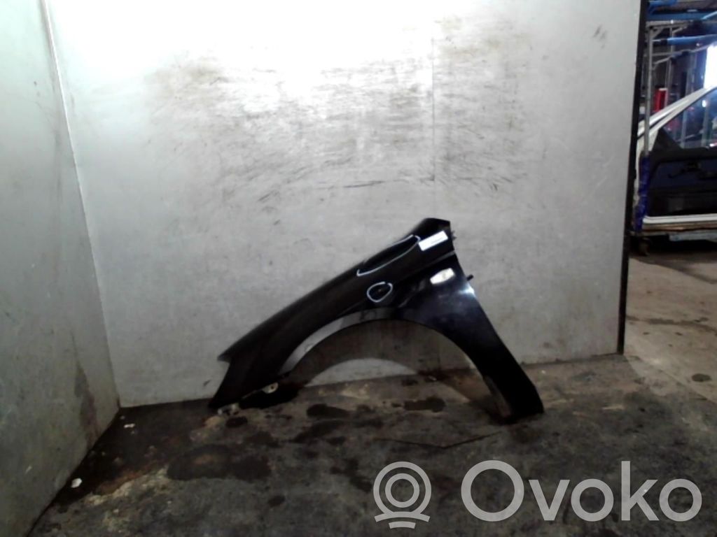 KIA Cerato Sparnas 