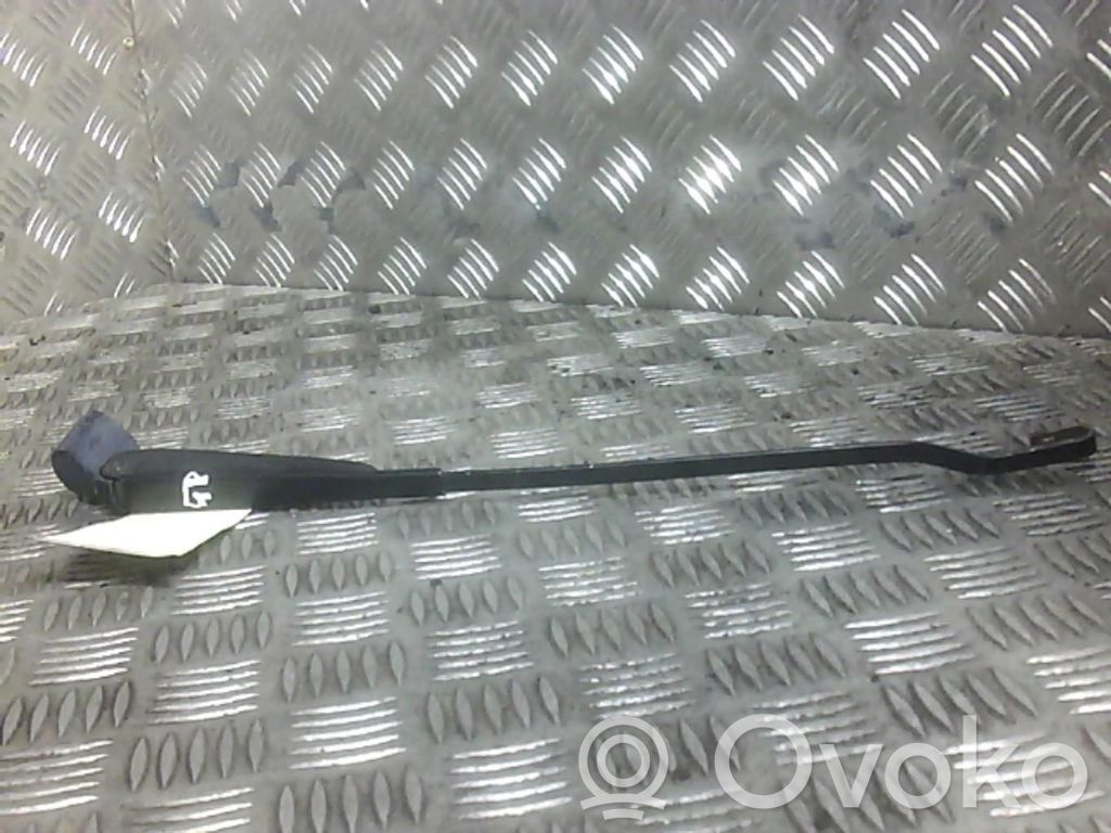Opel Corsa A Front wiper blade arm 