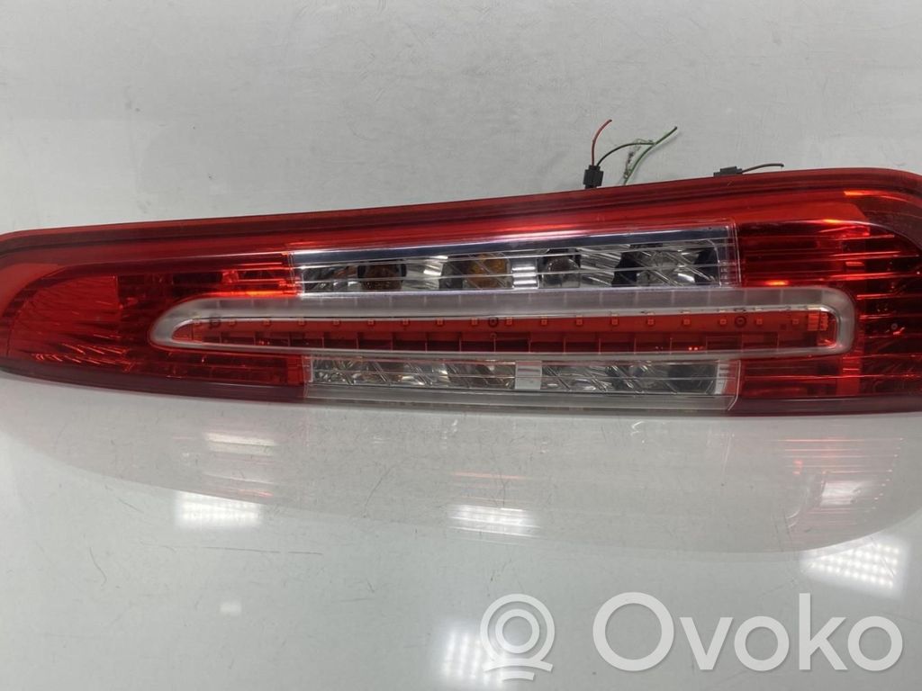 Ford C-MAX I Takavalot 