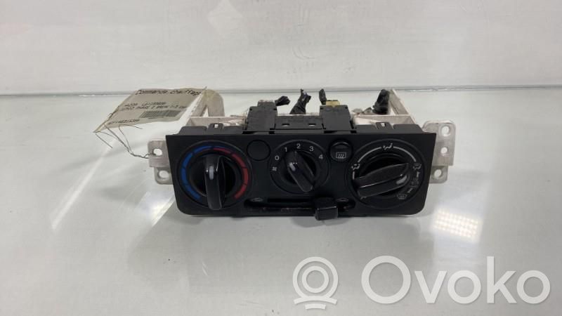 Climate control unit   DC7261190A