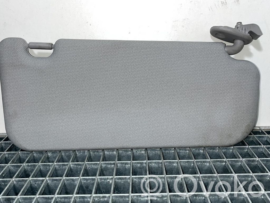KIA Rio Häikäisysuoja 