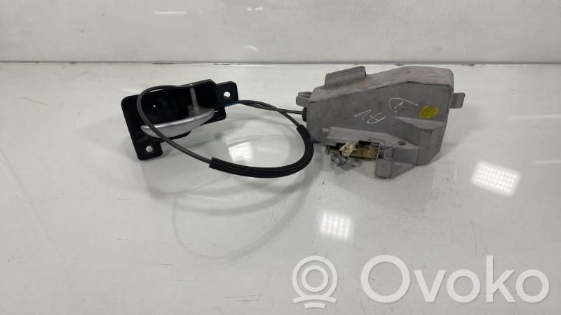 Ford Puma Priekšpusē slēdzene 