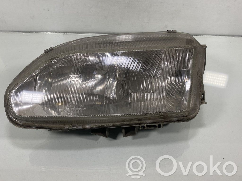 Renault Safrane Lampa przednia 