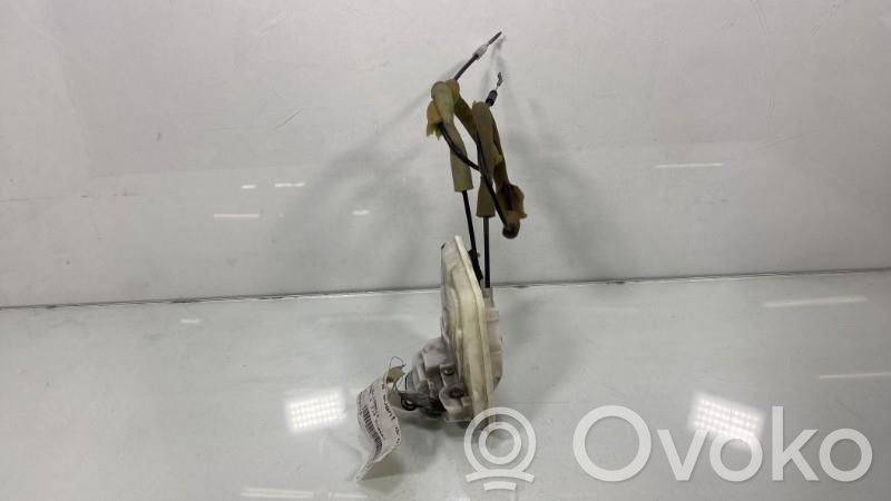 Mazda 2 Front door lock 