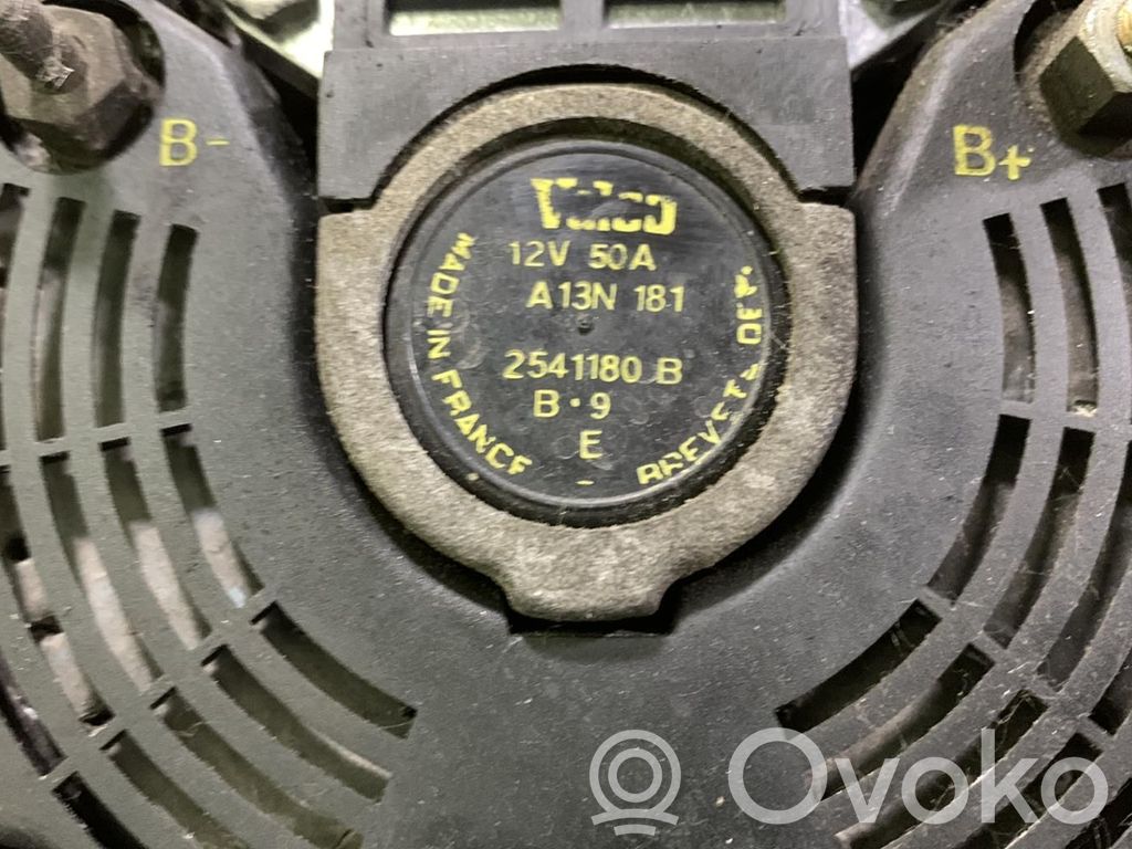 Peugeot 205 Generatore/alternatore 