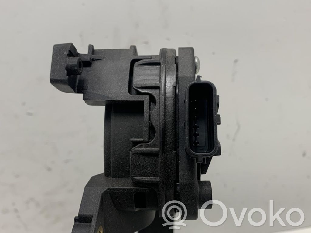 Gaspedal   180026380R