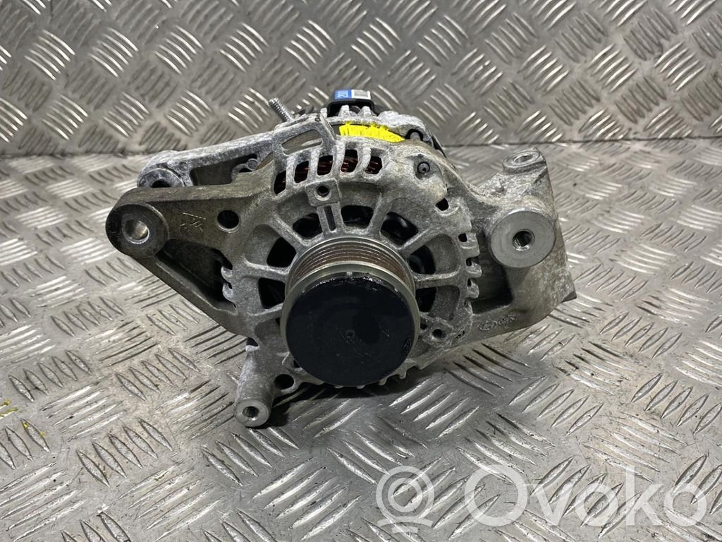 Generator/alternator   373002U200,CEV40835