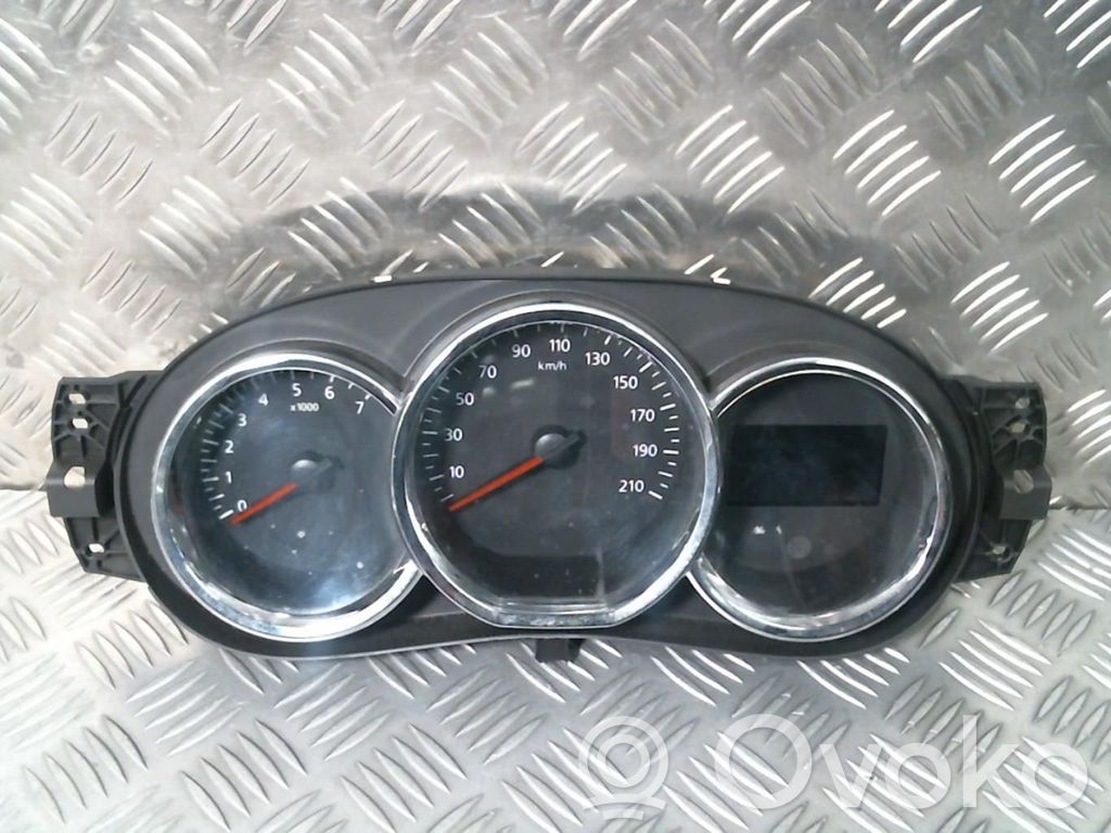 Dacia Sandero Licznik / Prędkościomierz 