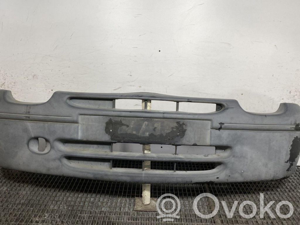 Renault Twingo I Paraurti anteriore 