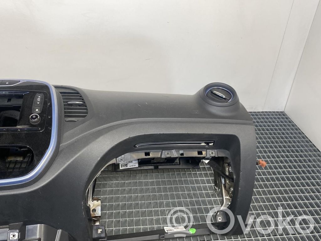 Renault Captur Panelis 