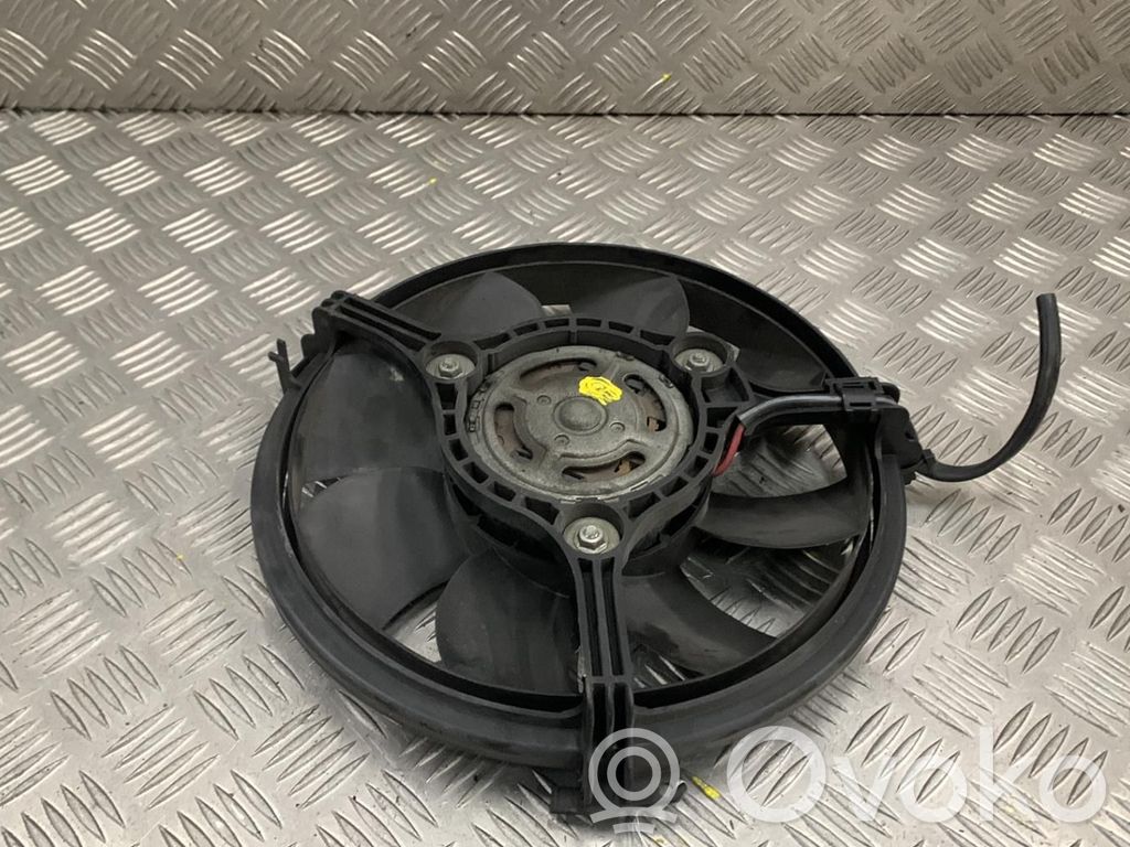 Audi A6 S6 C5 4B Elektrinis radiatorių ventiliatorius 