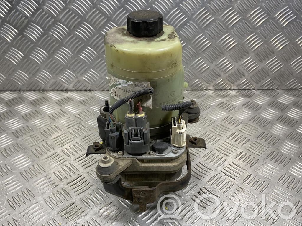 Power steering pump   1743471