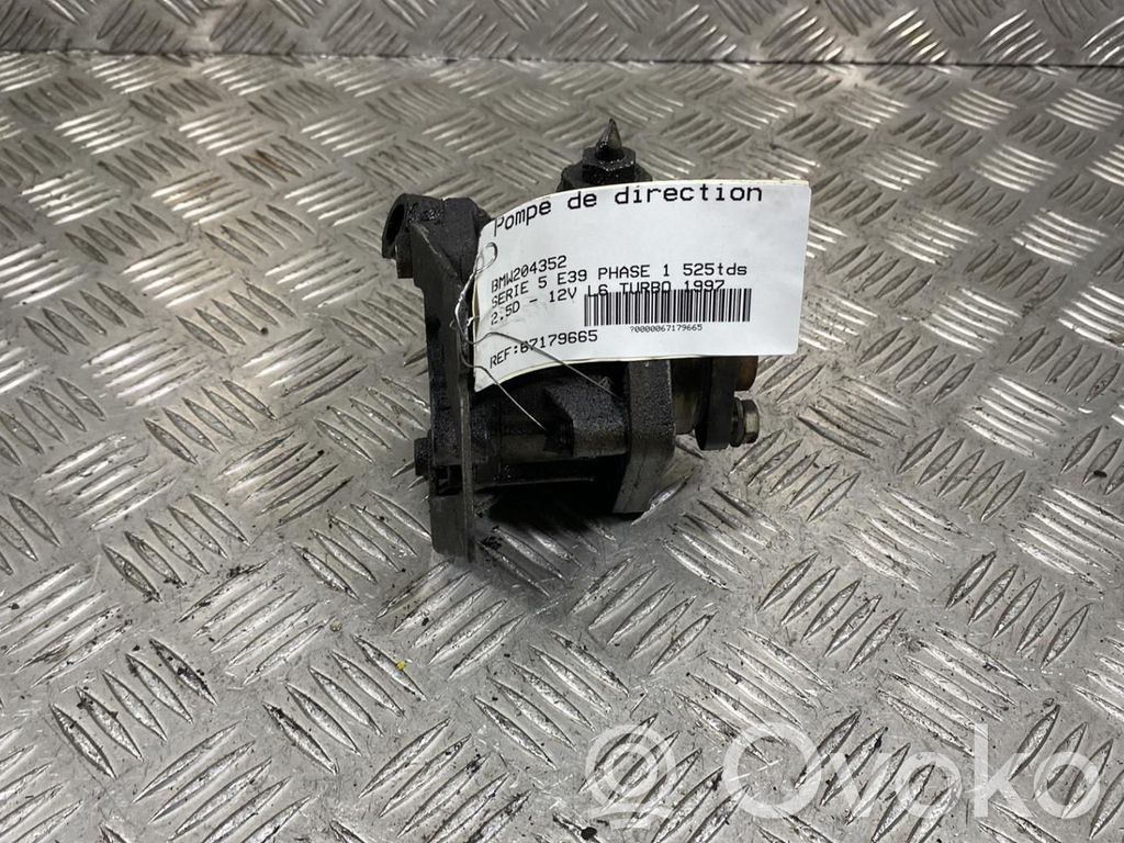 BMW 5 E39 Power steering pump 