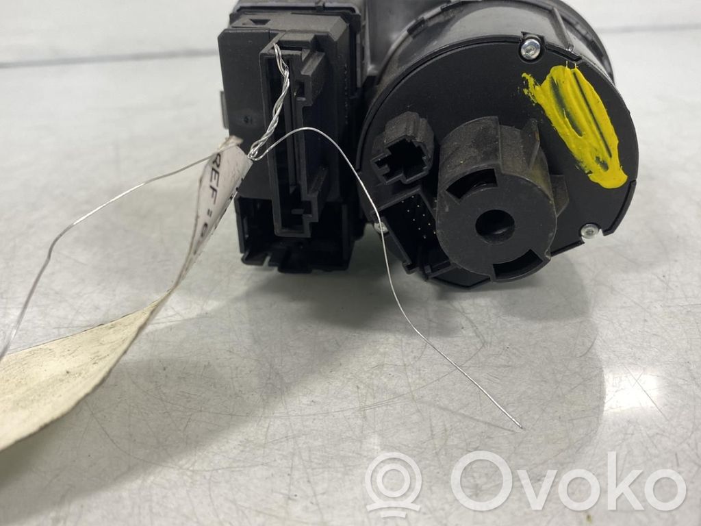 Audi A1 Light switch 