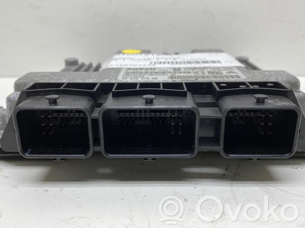 Peugeot 308 Engine control unit/module 