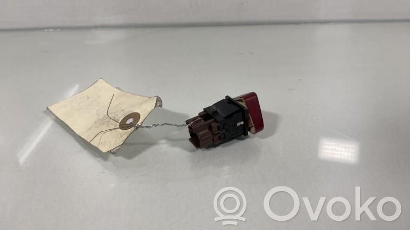 Peugeot 607 Hazard light switch 