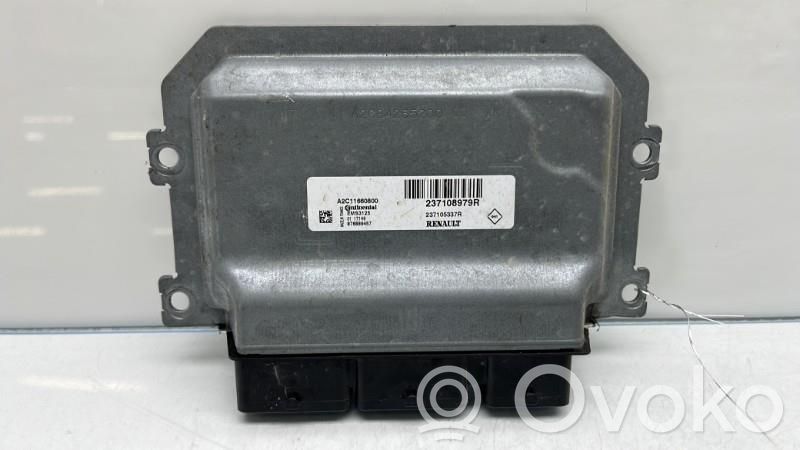 Renault Clio IV Engine control unit/module 