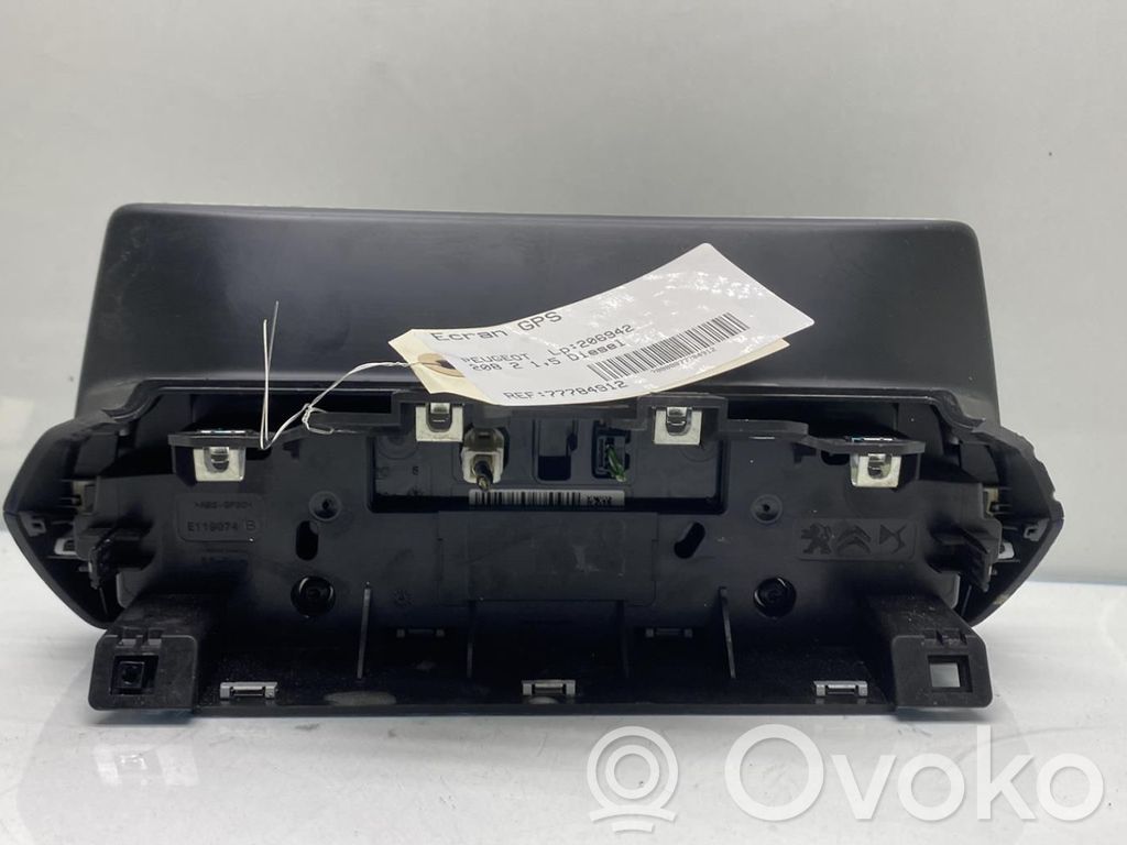Peugeot 208 II Monitor/display/piccolo schermo