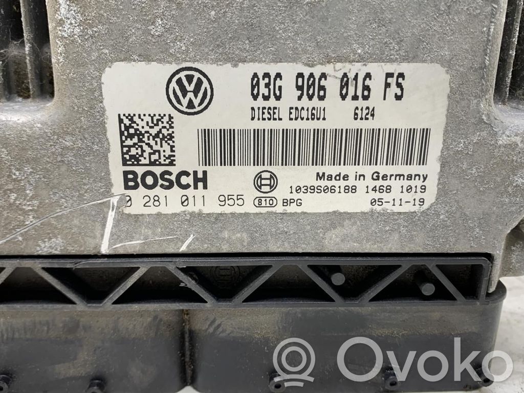 Volkswagen Golf V Engine control unit/module 
