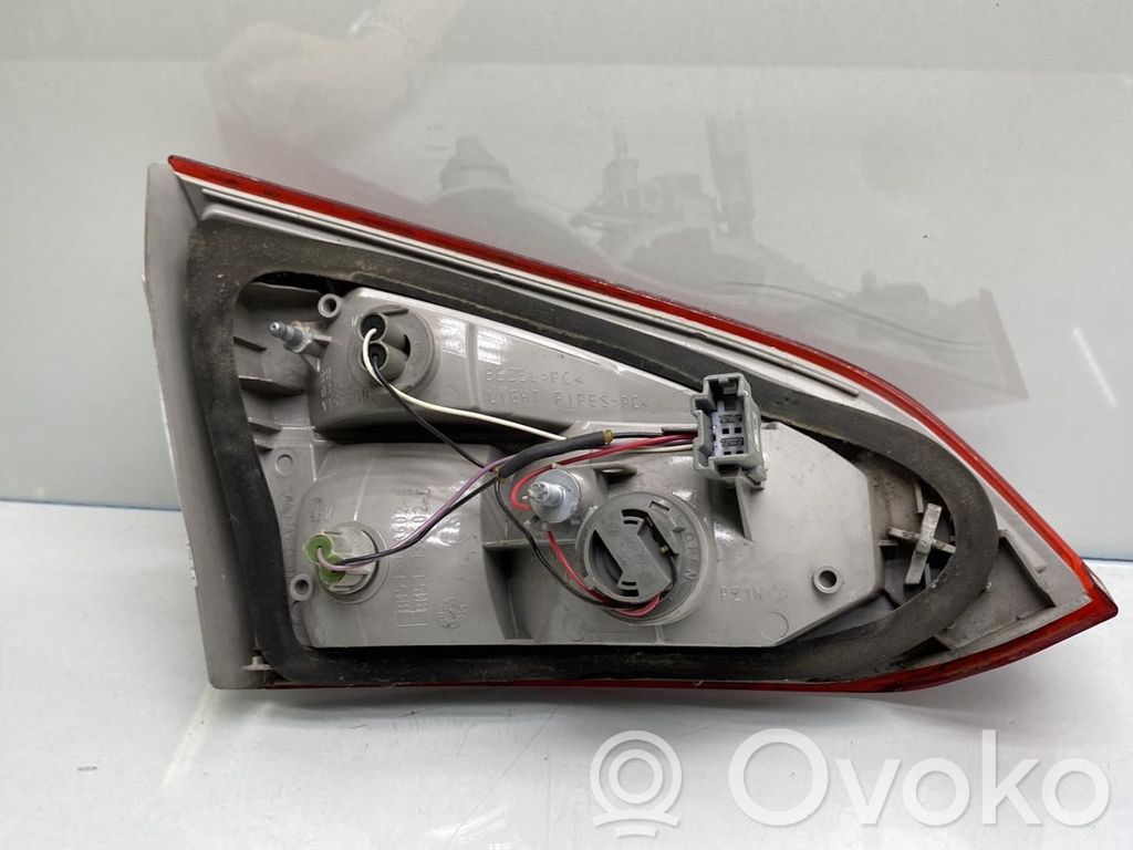 Ford Focus Tailgate rear/tail lights 