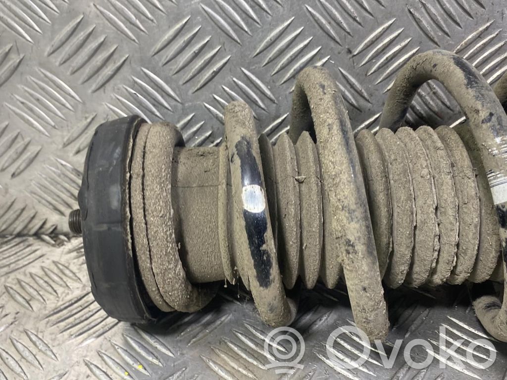 Opel Zafira C Amortiguador delantero con muelle espiral