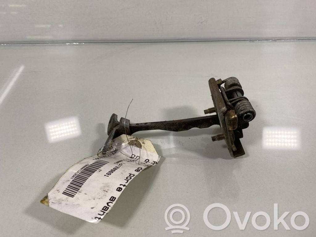 Citroen C8 Etuoven pidätin 