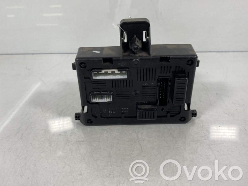 Unitate control BSM   8200652286