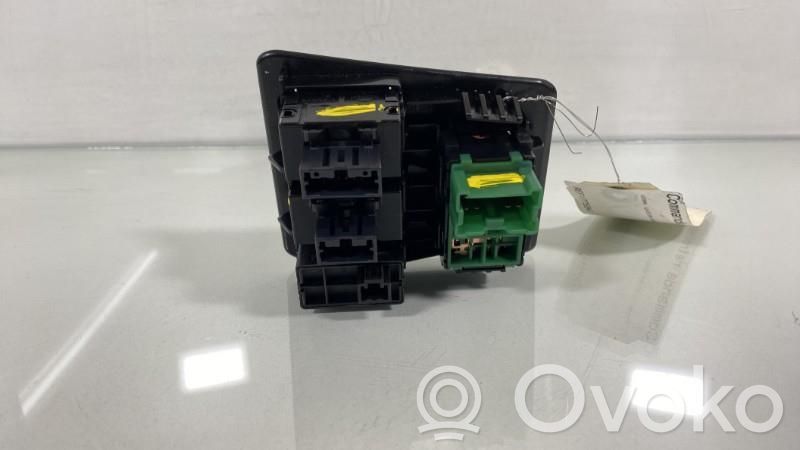 Comutator oglinzi laterale   25570JD01B