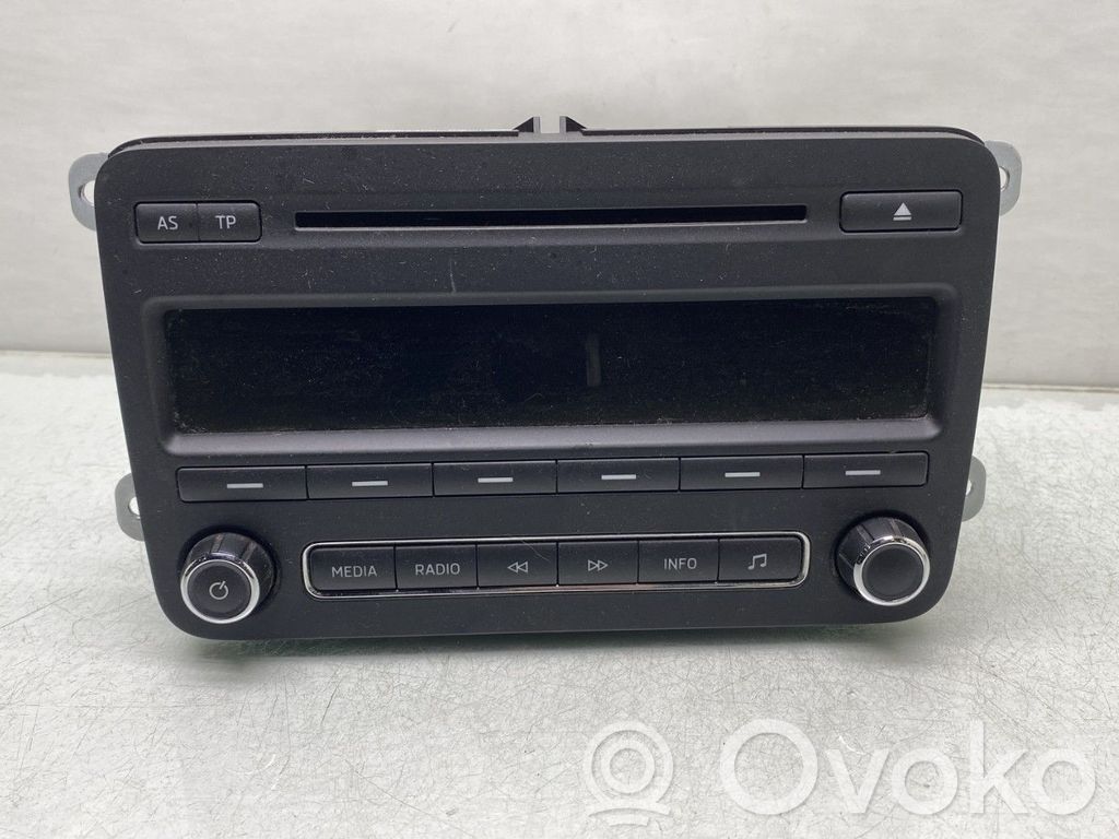 Skoda Fabia Mk2 (5J) Panel / Radioodtwarzacz CD/DVD/GPS 