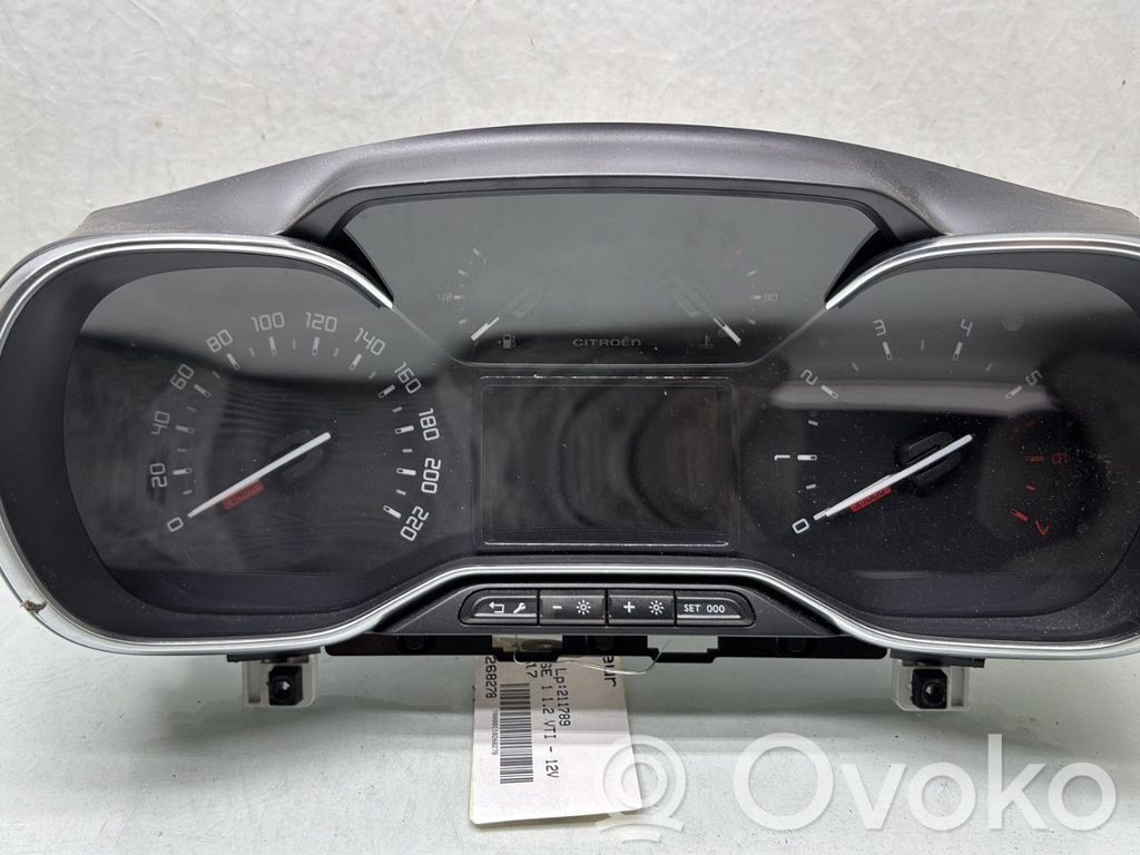 Geschwindigkeitsmesser Cockpit   9855428680