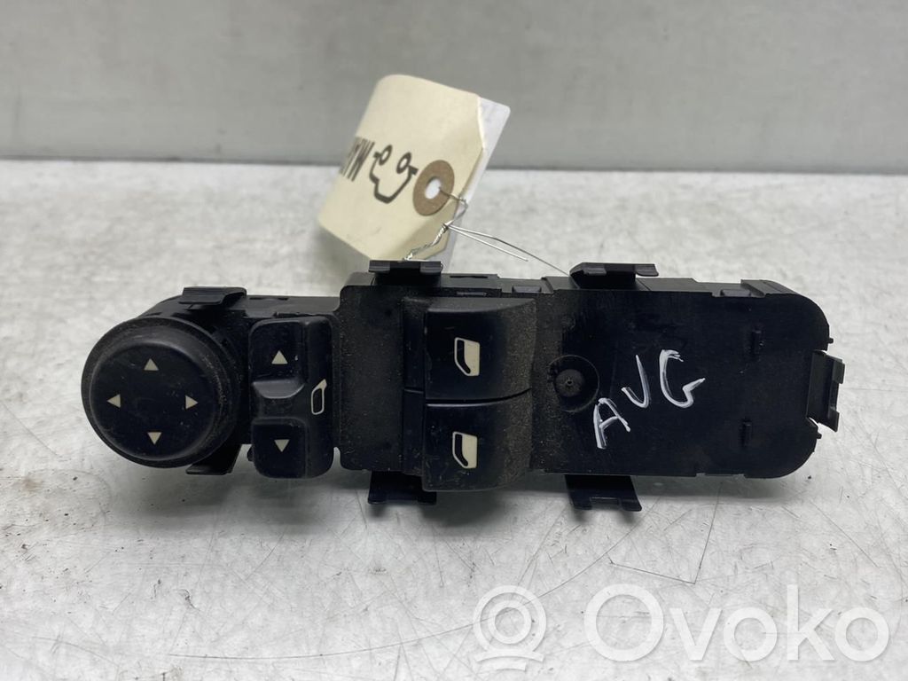 Peugeot 407 Electric window control switch 