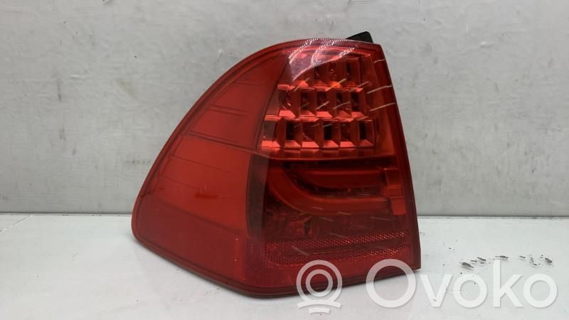 Lampa tylna   63217289431